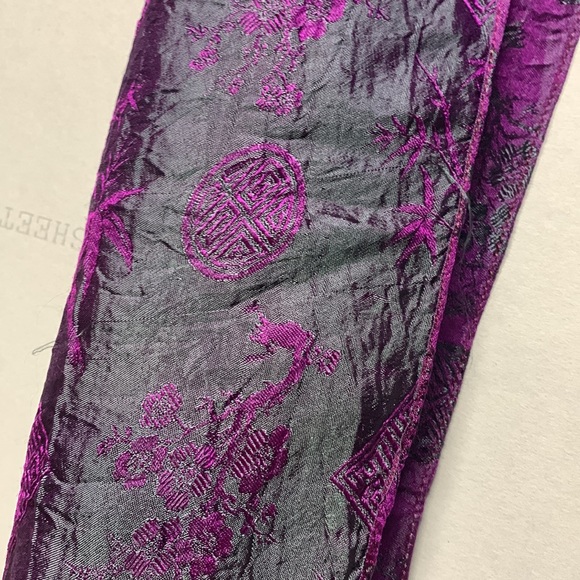 Black & Pink Silk Scarf - Picture 2 of 3